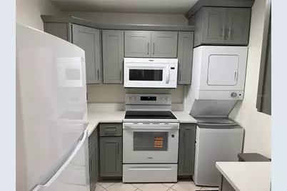 10485 Carrollbrook Circle #120, Tampa, FL 33618 - Photo 3