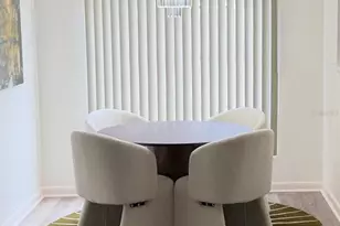 10485 Carrollbrook Cir, Tampa, FL 33618 - Photo 5