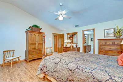 2913 Forest Club Drive, Plant City, FL 33566 - Photo 37