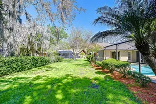 2913 Forest Club Dr, Plant City, FL 33566 - Photo 7