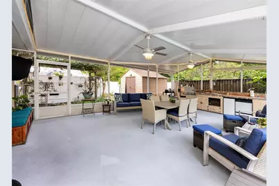 6412 N Woodlynne Avenue, Tampa, FL 33614 - Photo 19