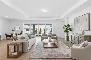 37253 Gunnison Dr, Zephyrhills, FL 33540 - Photo 7