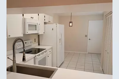 39650 US Highway 19 N #631, Tarpon Springs, FL 34689 - Photo 9