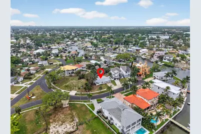 1809 Bayou Grande Boulevard NE, Saint Petersburg, FL 33703 - Photo 3