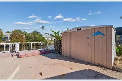 9900 Island Harbor Drive, Port Richey, FL 34668 - Photo 9