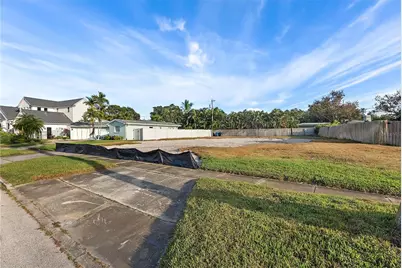 1235 Cordova Boulevard NE, Saint Petersburg, FL 33704 - Photo 11