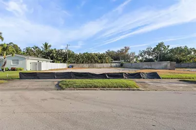 1235 Cordova Boulevard NE, Saint Petersburg, FL 33704 - Photo 17