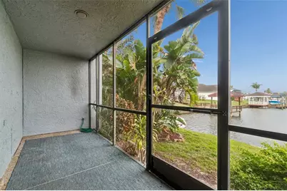 6320 Grand Bahama Circle #6320, Tampa, FL 33615 - Photo 7