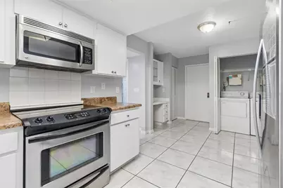 6320 Grand Bahama Circle #6320, Tampa, FL 33615 - Photo 17