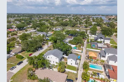 808 39th Avenue NE, Saint Petersburg, FL 33703 - Photo 15