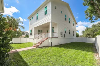 808 39th Avenue NE, Saint Petersburg, FL 33703 - Photo 7