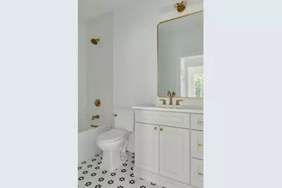 808 39th Avenue NE, Saint Petersburg, FL 33703 - Photo 45