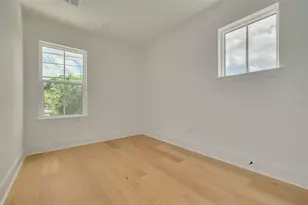 808 39th Ave NE, Saint Petersburg, FL 33703 - Photo 37