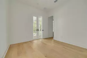 808 39th Ave NE, Saint Petersburg, FL 33703 - Photo 19