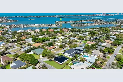 319 Cedar Lane, Largo, FL 33770 - Photo 3