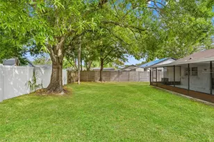 13922 Briardale Ln, Tampa, FL 33618 - Photo 29