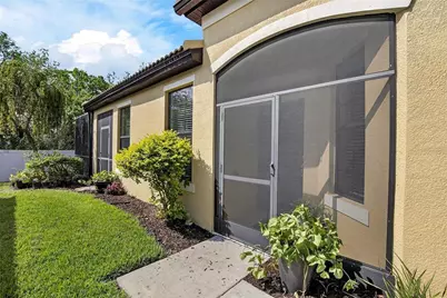 5537 Sunset Falls Drive, Apollo Beach, FL 33572 - Photo 11