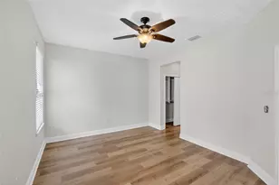 5537 Sunset Falls Dr, Apollo Beach, FL 33572 - Photo 29