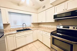 1619 Pinewood Dr, Clearwater, FL 33756 - Photo 3