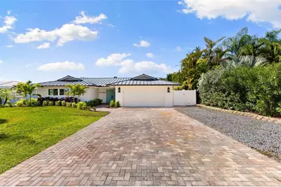 10088 Paradise Boulevard, Treasure Island, FL 33706 - Photo 5