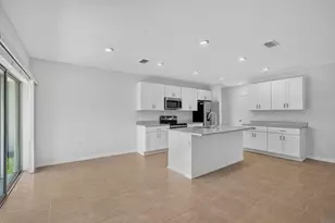 12411 Gust Ct, Hudson, FL 34669 - Photo 9