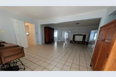 5041 Myrtle Lane, Madeira Beach, FL 33708 - Photo 5