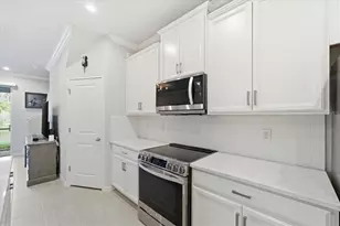 8327 Wildflower Glen Ave, Odessa, FL 33556 - Photo 15