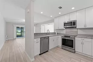 3001 58th Ave S, Saint Petersburg, FL 33712 - Photo 3