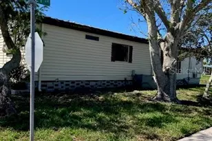 3217 Brewster Dr, Holiday, FL 34690 - Photo 3