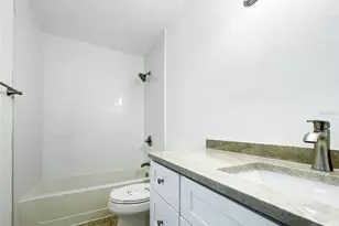 1400 Gandy Blvd N, Saint Petersburg, FL 33702 - Photo 15