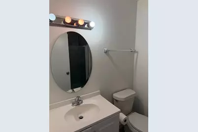 13905 Village Terrace Drive, Tampa, FL 33624 - Photo 21