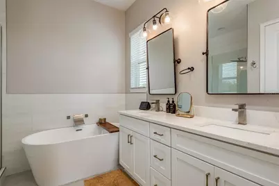 3702 W Roland Street #2, Tampa, FL 33609 - Photo 15