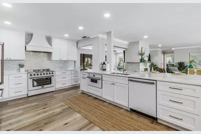 441 Bayshore Drive, Venice, FL 34285 - Photo 17