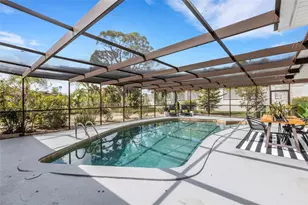 441 Bayshore Dr, Venice, FL 34285 - Photo 3