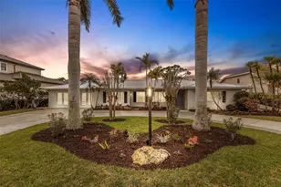 441 Bayshore Dr, Venice, FL 34285 - Photo 75