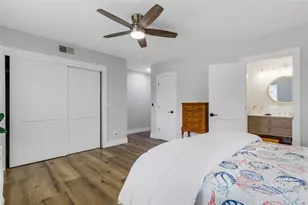 441 Bayshore Dr, Venice, FL 34285 - Photo 51