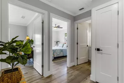 441 Bayshore Drive, Venice, FL 34285 - Photo 47