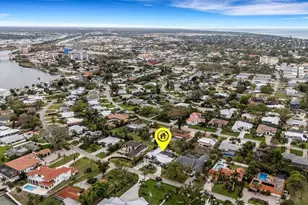 441 Bayshore Dr, Venice, FL 34285 - Photo 67
