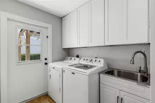 441 Bayshore Dr, Venice, FL 34285 - Photo 33