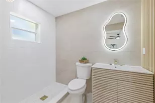 3917 W Pine St, Tampa, FL 33607 - Photo 21