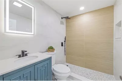 3917 W Pine Street, Tampa, FL 33607 - Photo 25