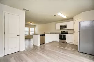 2922 W Higgins Pl, Dunnellon, FL 34433 - Photo 5