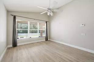 4250 Pine Isle Dr, Lutz, FL 33558 - Photo 9