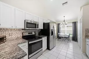 4250 Pine Isle Dr, Lutz, FL 33558 - Photo 11