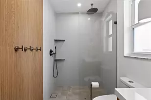 13940 Antigua Dr, Seminole, FL 33776 - Photo 31