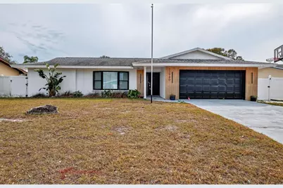 13940 Antigua Drive, Seminole, FL 33776 - Photo 3