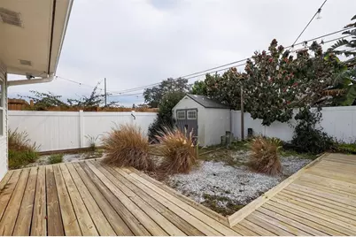 13940 Antigua Drive, Seminole, FL 33776 - Photo 7