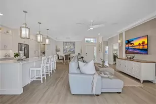 4039 Westbourne Cir, Sarasota, FL 34238 - Photo 5