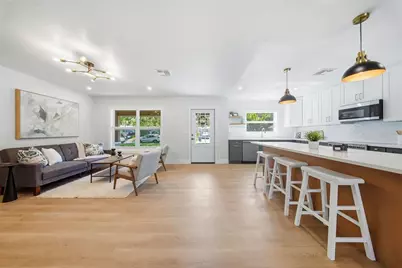 1125 77th Street N, Saint Petersburg, FL 33710 - Photo 7