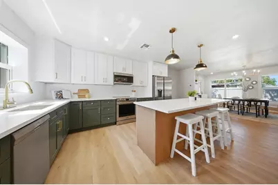 1125 77th Street N, Saint Petersburg, FL 33710 - Photo 3